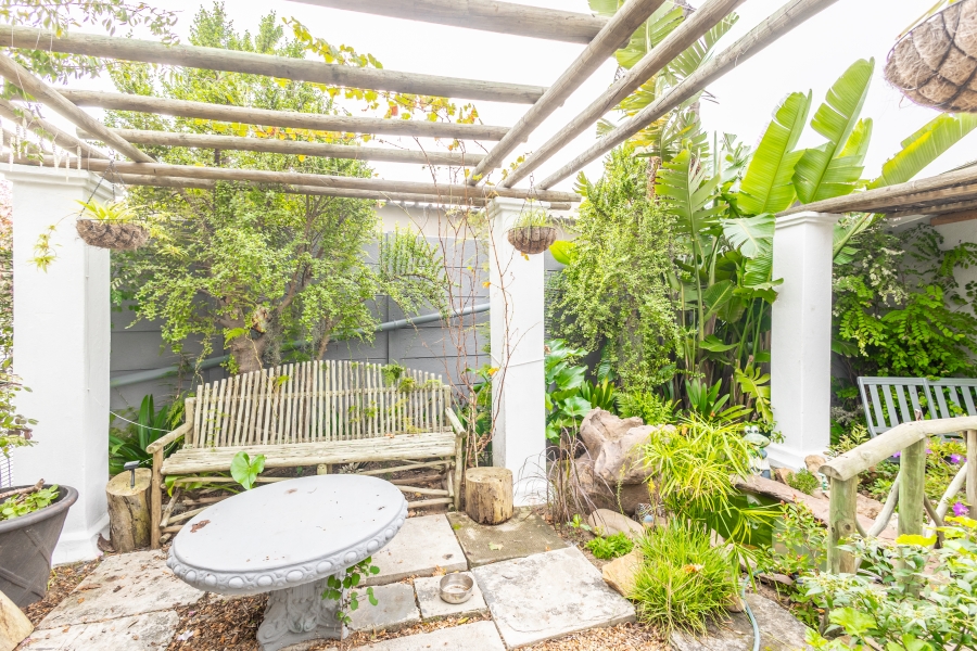 4 Bedroom Property for Sale in Stellenridge Western Cape